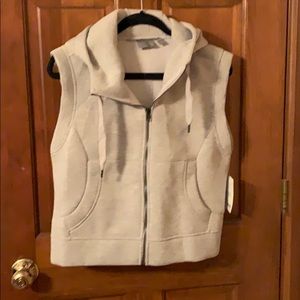 NWT Athleta Fuse Vest - Gray/Medium